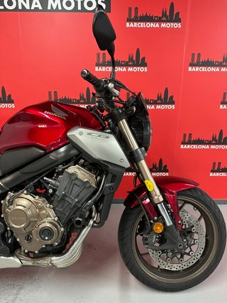 HONDA CB 650 R DEL AÑO 2020 !! IMPECABLE ESTADO !!