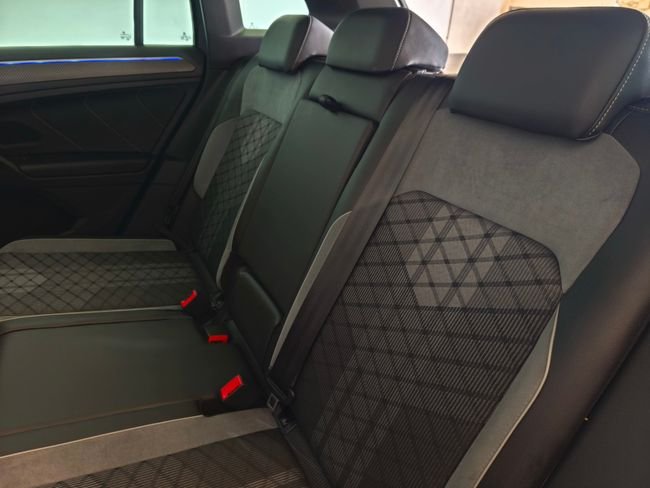 Volkswagen Tiguan 2021, foto 17