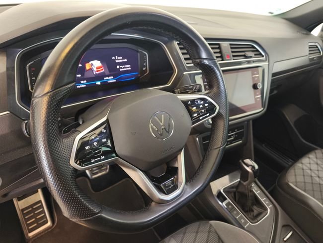 Volkswagen Tiguan 2021, foto 22