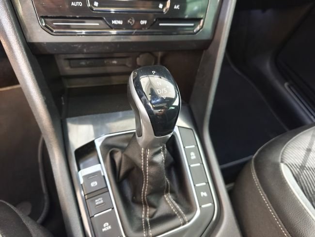 Volkswagen Tiguan 2021, foto 25