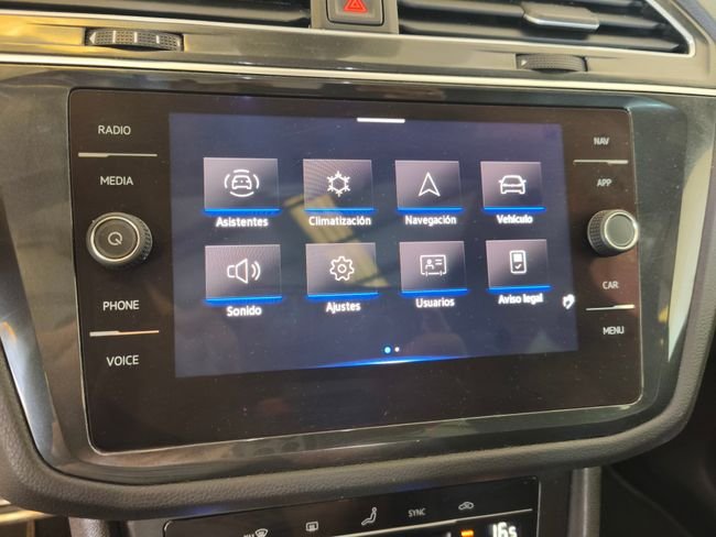 Volkswagen Tiguan 2021, foto 28