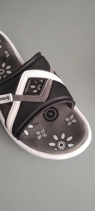Chanclas Nicoboco Mujer Talla 38 Negras y Blancas