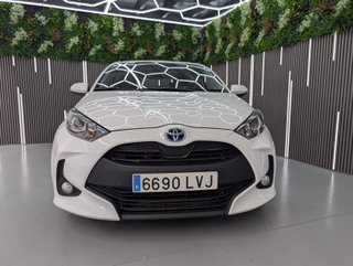 Toyota Yaris Toyota Yaris 1.5 120H Business Plus