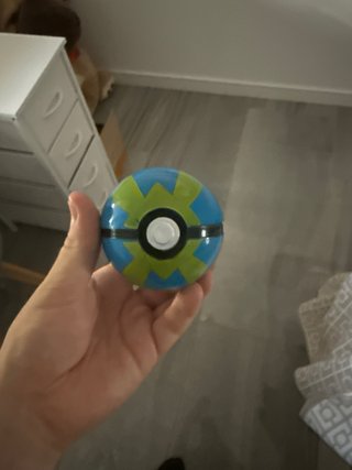 Figuras Pokémon Pequeñas y Pokeballs