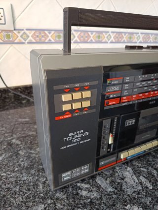Radio ITT Super Touring 350