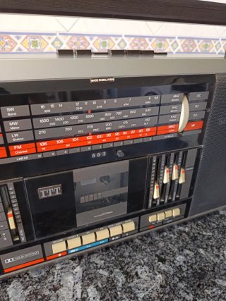 Radio ITT Super Touring 350