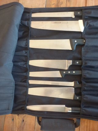 Kit 8 Cuchillos Arcos + Funda Profesional