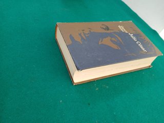 Libro Julio Cesar de Gerard Walter