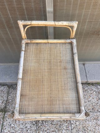 Carro de mimbre antiguo
