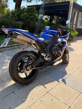 Yamaha R1 2006 Azul