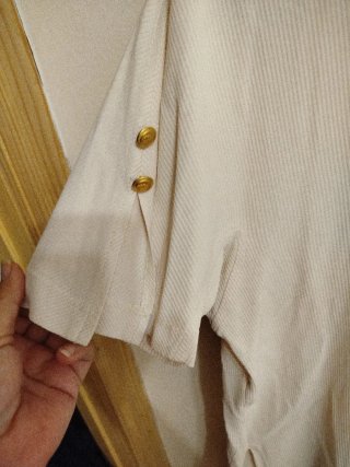 Blusa Burberry Beige Clásica