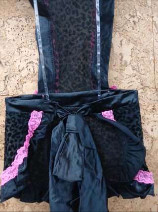 Conjunto lencería negro y rosa