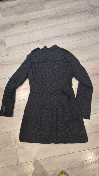 Gabardina Guess Negra Talla S Sin Usar