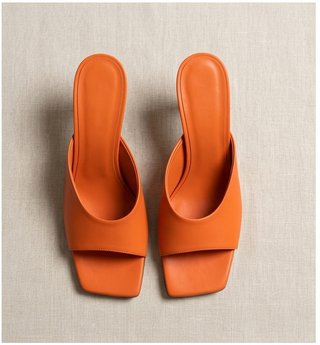 Sandalias tacón Zara naranjas