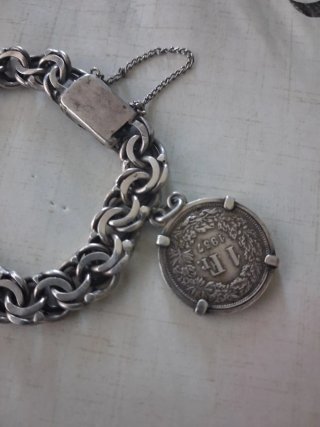 Bracciale vintage in argento sterling con monete