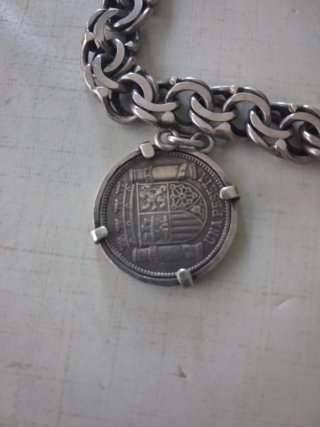 Bracciale vintage in argento sterling con monete