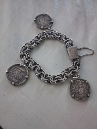Bracciale vintage in argento sterling con monete