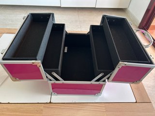 Maletín 3 pisos rosa y plata