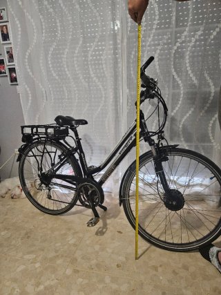 BICICLETA ELÉCTRICA( NO TIENE CARGADOR,NI BATERIA)