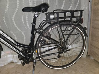 BICICLETA ELÉCTRICA( NO TIENE CARGADOR,NI BATERIA)