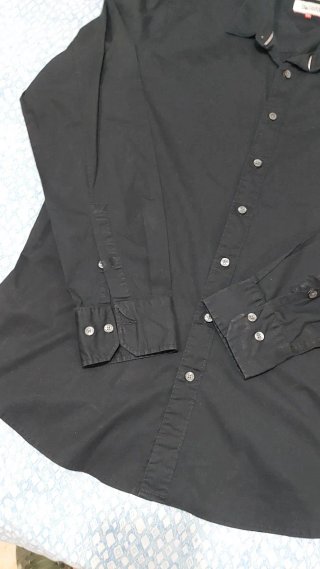Vendo bellissima camicia Tommy Hilfiger TG XL