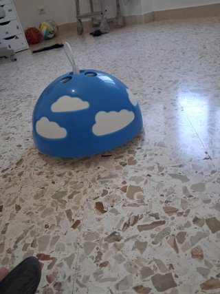 Lampadario a nuvole blu