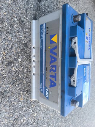 Batería Varta 12V 80Ah 740A