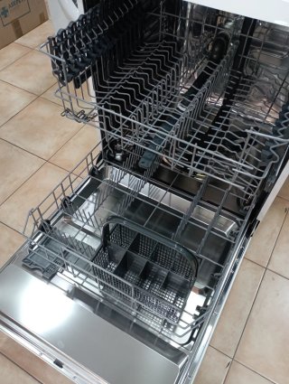 Lavavajillas Zanussi