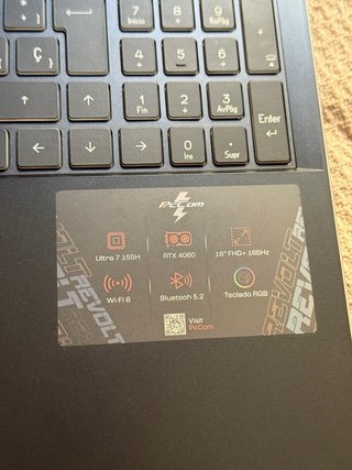 Portátil Gaming RcCom RTX 4060 32GB RAM