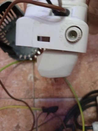 Bomba achique SEAFLO 600GPH 12V