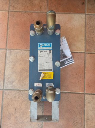 Depósito agua + Intercambiador de placas