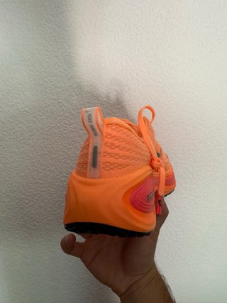 Nike Vomero Plus Hot Lava Talla 42