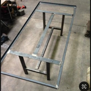 Mesa de comedor madera y metal a medida