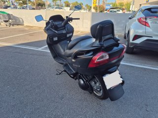 Suzuki Burgman 400 Muy comoda. Buen estado 44000km