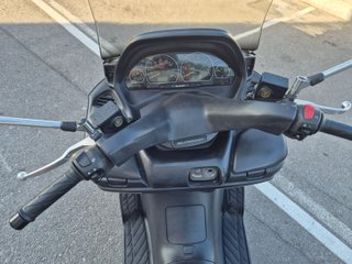 Suzuki Burgman 400 Muy comoda. Buen estado 44000km