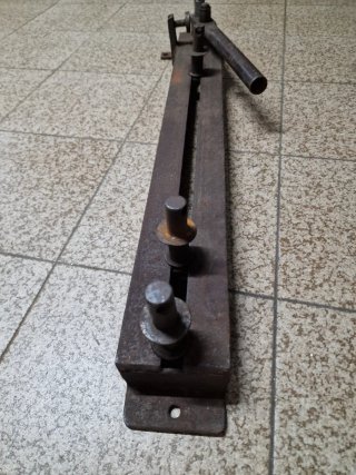 Dobladora manual de varillas para estribos
