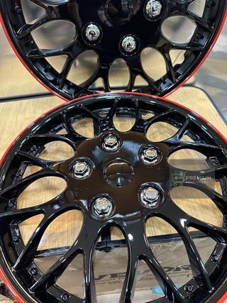 AutoStyle Tapacubos 15 pulgada Kit negro/rojo