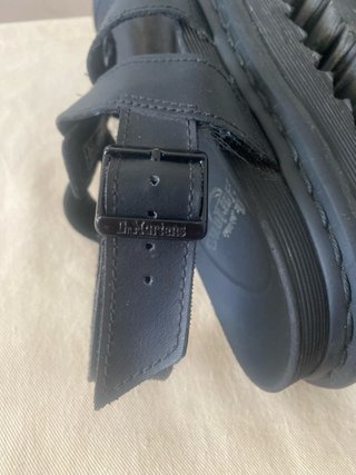 Sandalias Dr. Martens Negras