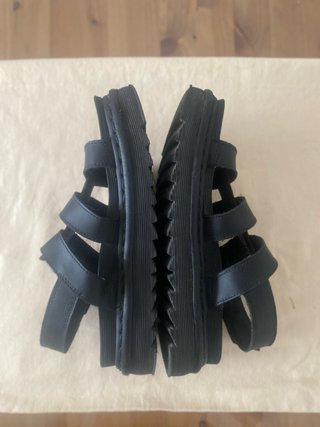 Sandalias Dr. Martens Negras