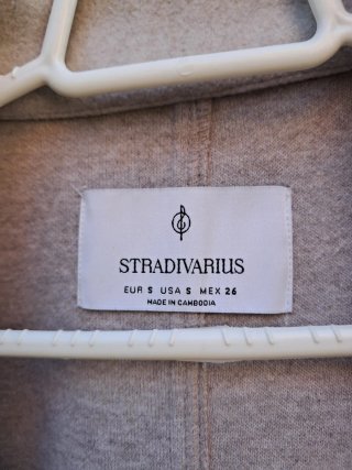 Abrigo STRADIVARIUS Beige/Gris Talla s