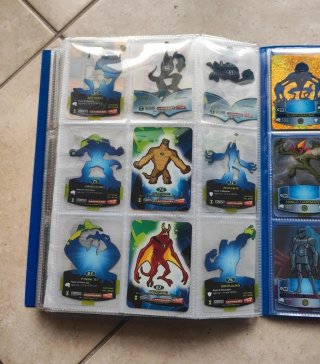 Set 43 carte Ben 10 Alien Force collezionabili