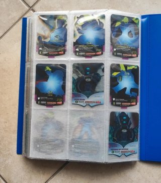 Set 43 carte Ben 10 Alien Force collezionabili
