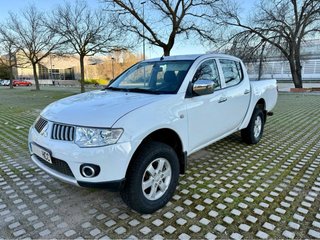 Mitsubishi L 200 2011