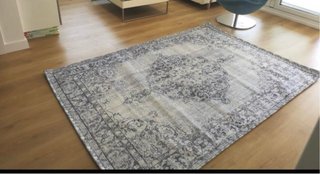 Alfombra Beige y Gris Estilo Vintage