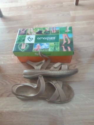 Sandalias Amarpies Beige Talla 40