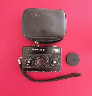 Rollei 35 S Cámara Analógica Negra