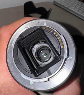 Sony FE 28-70mm f/3.5-5.6 OSS Objetivo