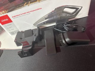 Aspiradora mano Livoo sólidos y líquidos