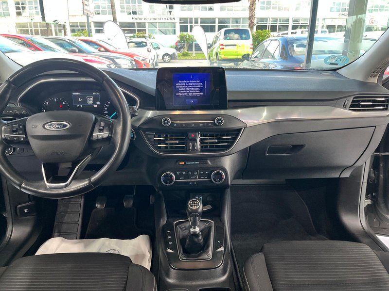 Ford Focus 2020, foto 11