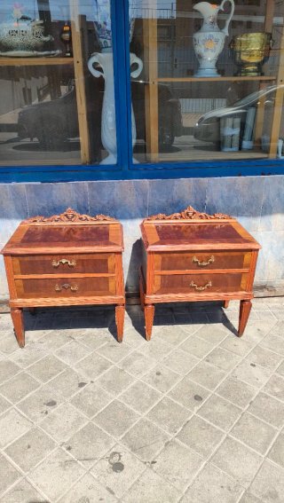 Mesitas de noche auxiliares de madera 640513971
